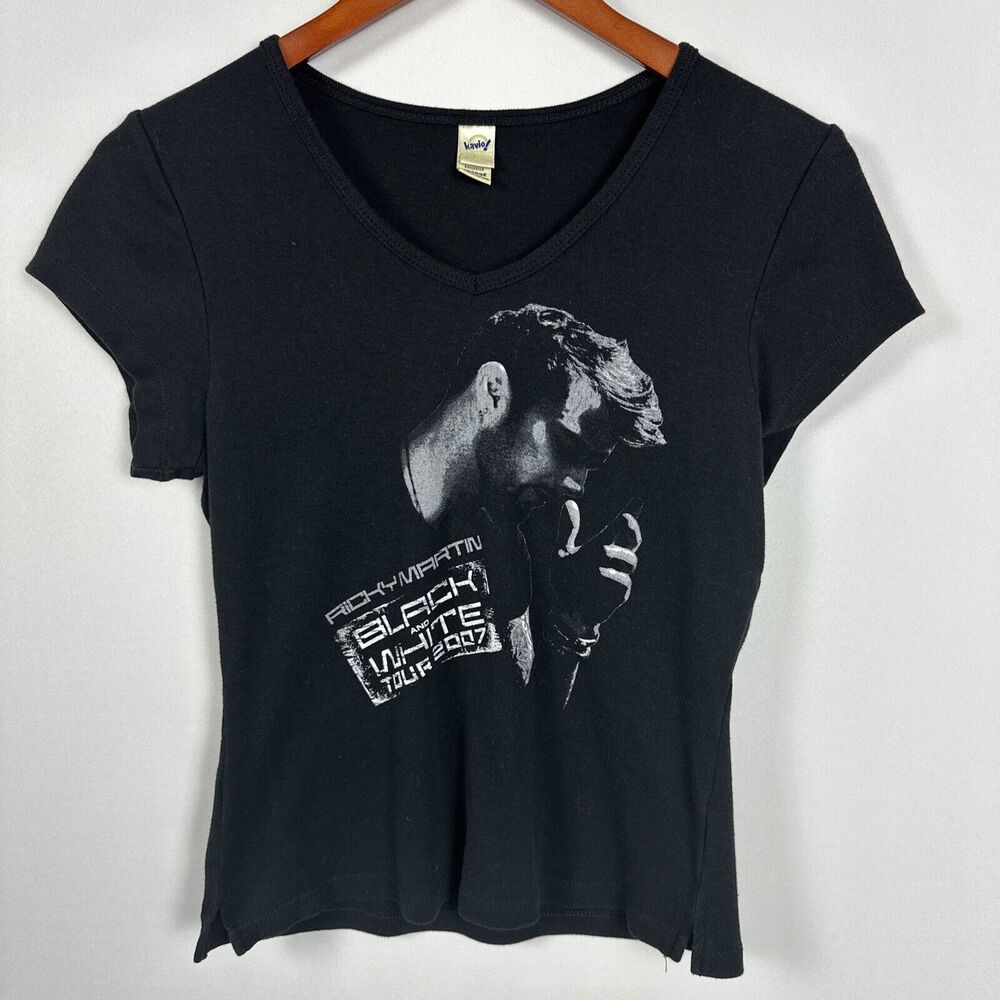 Ricky Martin Black and White Tour 2007 Girls Sz Youth XL T-Shirt‎ Concert Tee